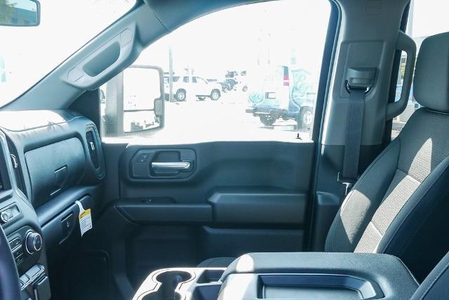2025 Chevrolet Silverado 2500 HD Vehicle Photo in VENTURA, CA 93003-8585