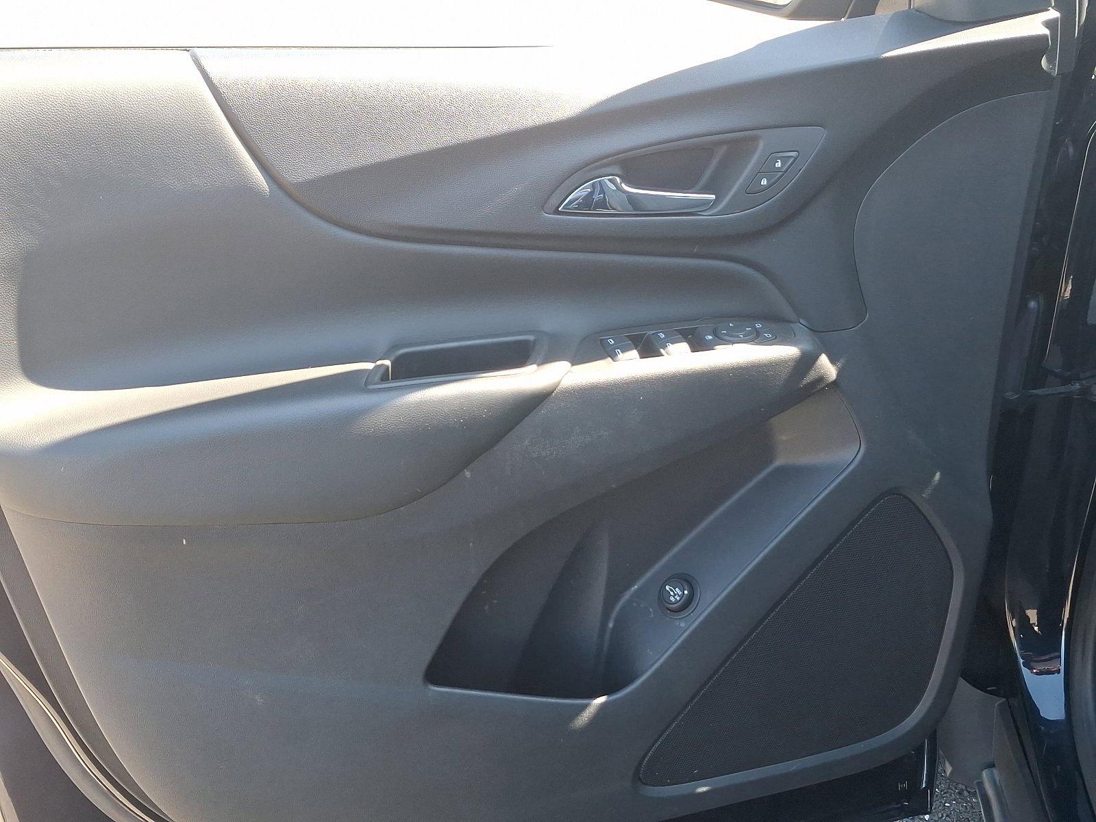 2021 Chevrolet Equinox Vehicle Photo in Trevose, PA 19053