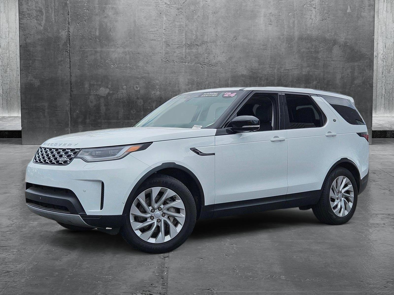 2024 Land Rover Discovery Vehicle Photo in Peoria, AZ 85382