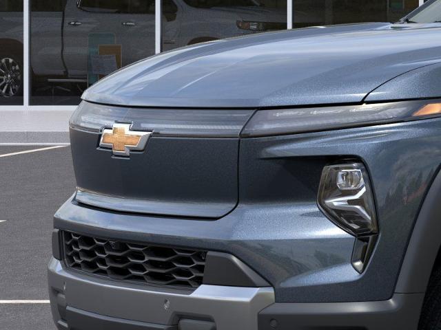 2025 Chevrolet Silverado EV Vehicle Photo in MASSENA, NY 13662-2255