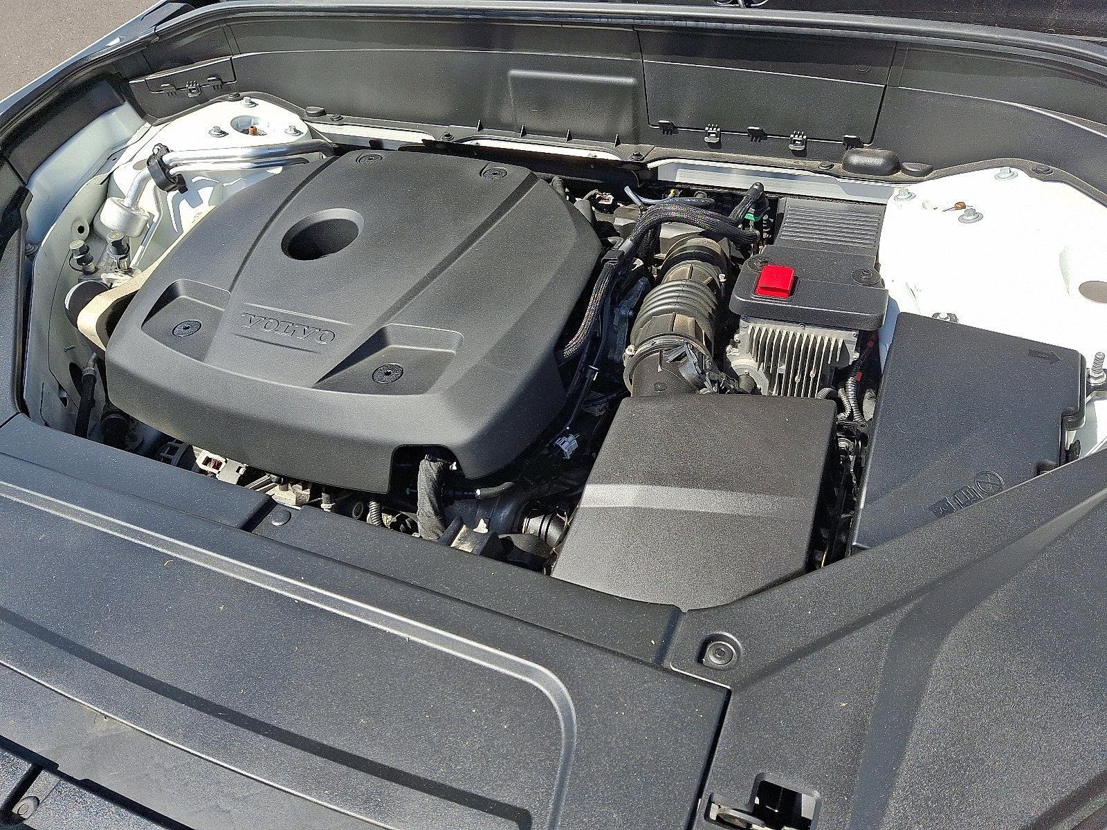 2022 Volvo XC90 Vehicle Photo in Trevose, PA 19053