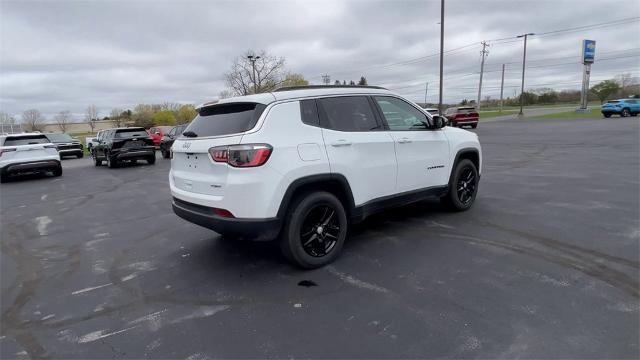 2022 Jeep Compass Vehicle Photo in TULLY, NY 13159-3159