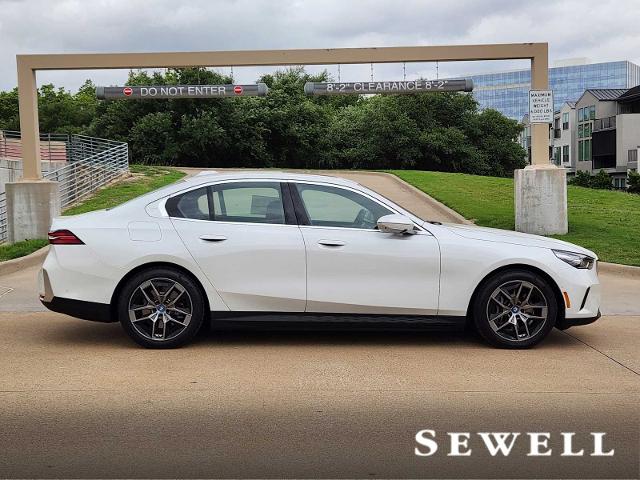 2025 BMW i5 Vehicle Photo in PLANO, TX 75024