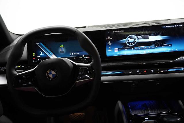 2024 BMW 530i Vehicle Photo in GRAPEVINE, TX 76051