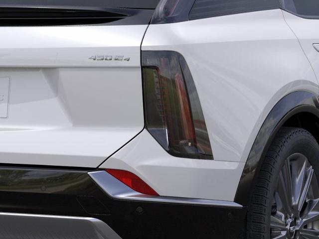 2025 Cadillac OPTIQ Vehicle Photo in GREEN BAY, WI 54303-3330
