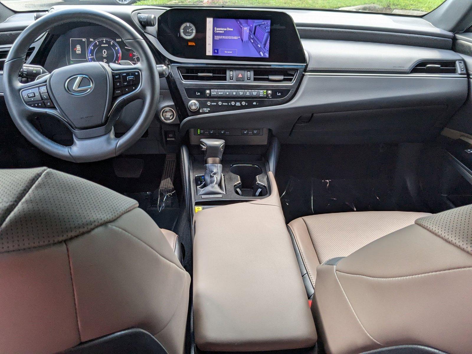 2025 Lexus ES 350 Vehicle Photo in West Palm Beach, FL 33417