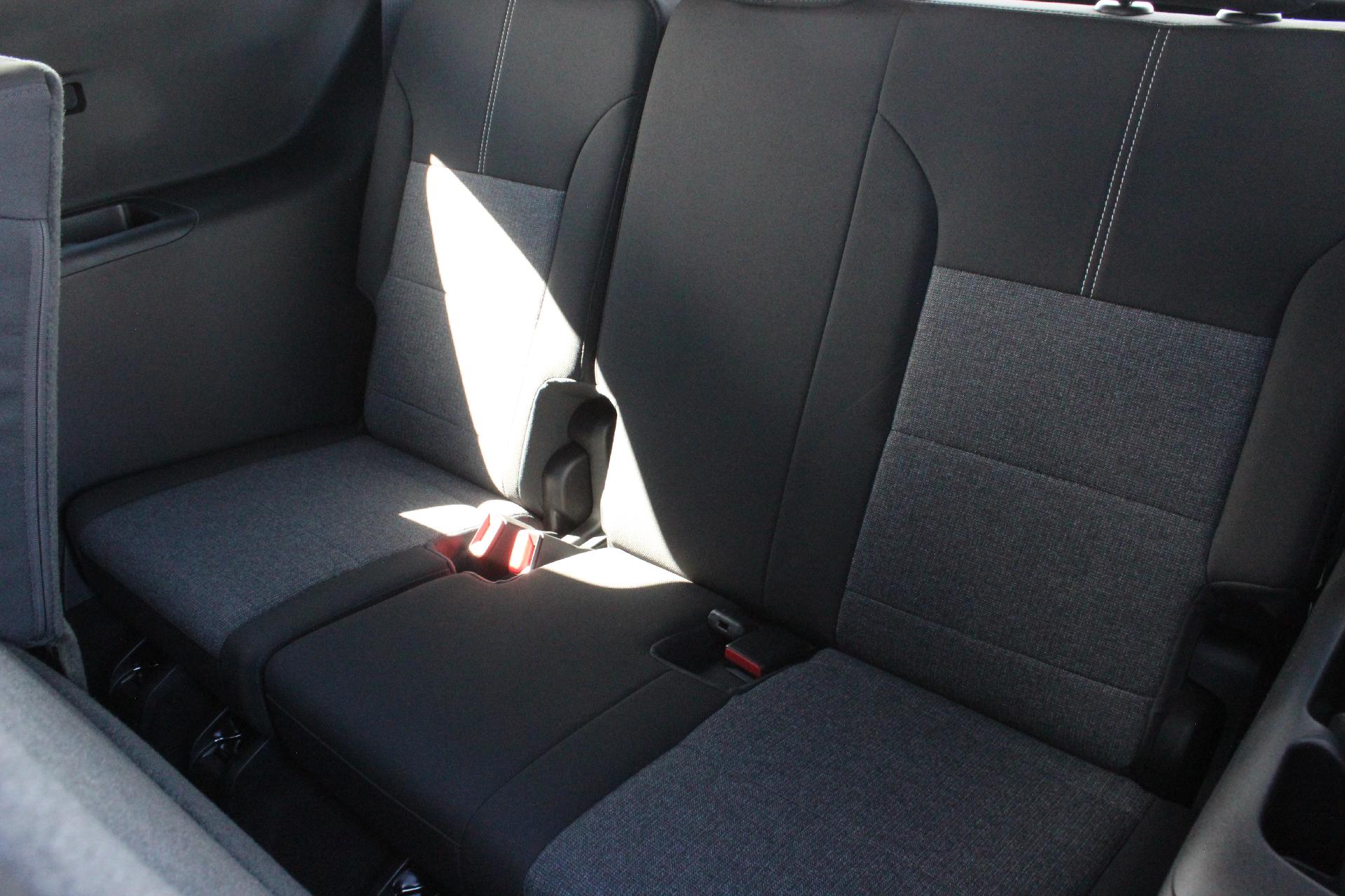 2025 GMC Acadia Vehicle Photo in AURORA, CO 80012-4011