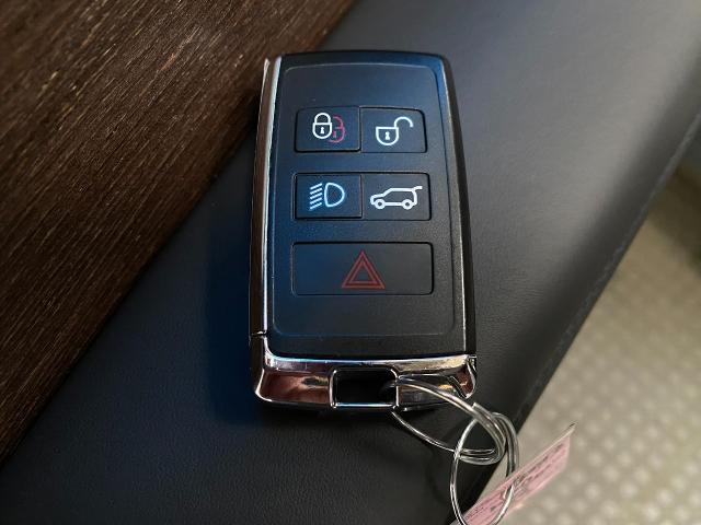 2024 Range Rover Vehicle Photo in Appleton, WI 54913