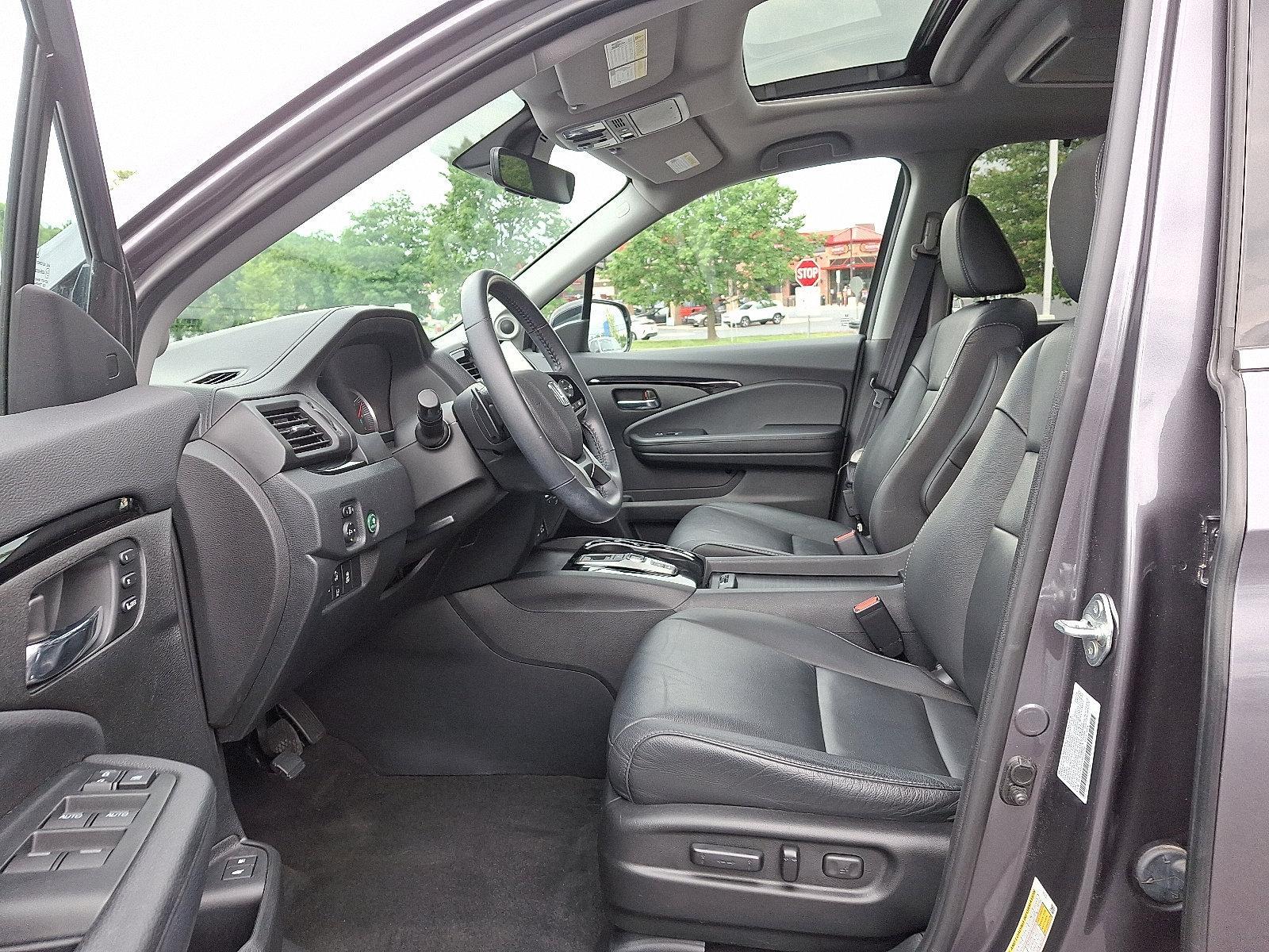 2022 Honda Pilot Vehicle Photo in Harrisburg, PA 17111
