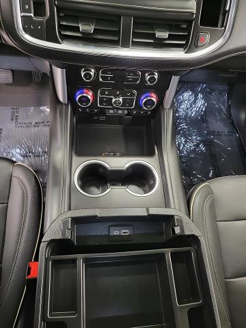 2023 GMC Yukon XL Vehicle Photo in APPLETON, WI 54914-4656