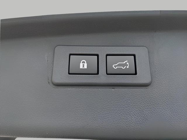 2025 Subaru Outback Vehicle Photo in Green Bay, WI 54304
