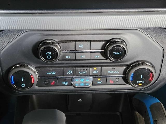 2022 Ford Bronco Vehicle Photo in DALLAS, TX 75209