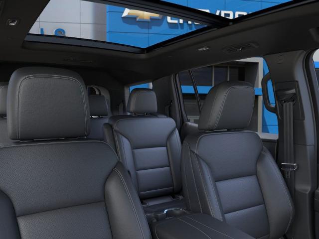 2025 Chevrolet Traverse Vehicle Photo in Roslyn, NY 11576