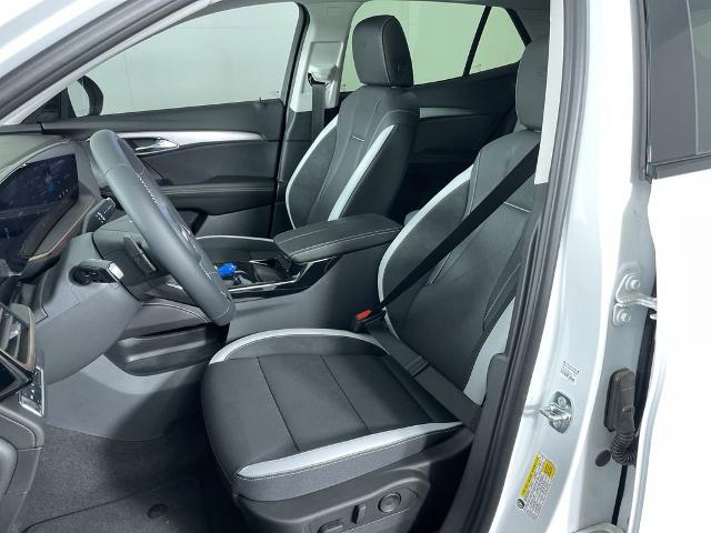 2025 Buick Envision Vehicle Photo in GILBERT, AZ 85297-0402