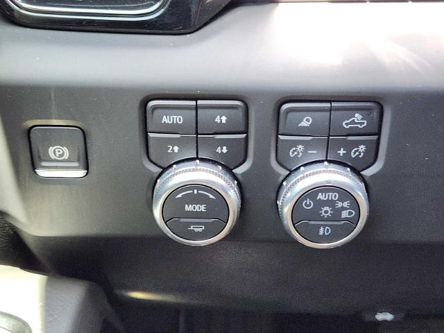 2024 GMC Sierra 2500 HD Vehicle Photo in DENTON, TX 76210-9321