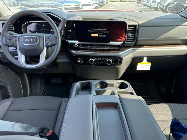 2024 GMC Sierra 1500 Vehicle Photo in COLUMBIA, MO 65203-3903