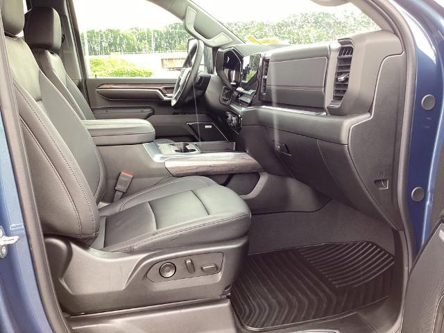 2024 Chevrolet Silverado 3500 HD Vehicle Photo in GARDNER, MA 01440-3110