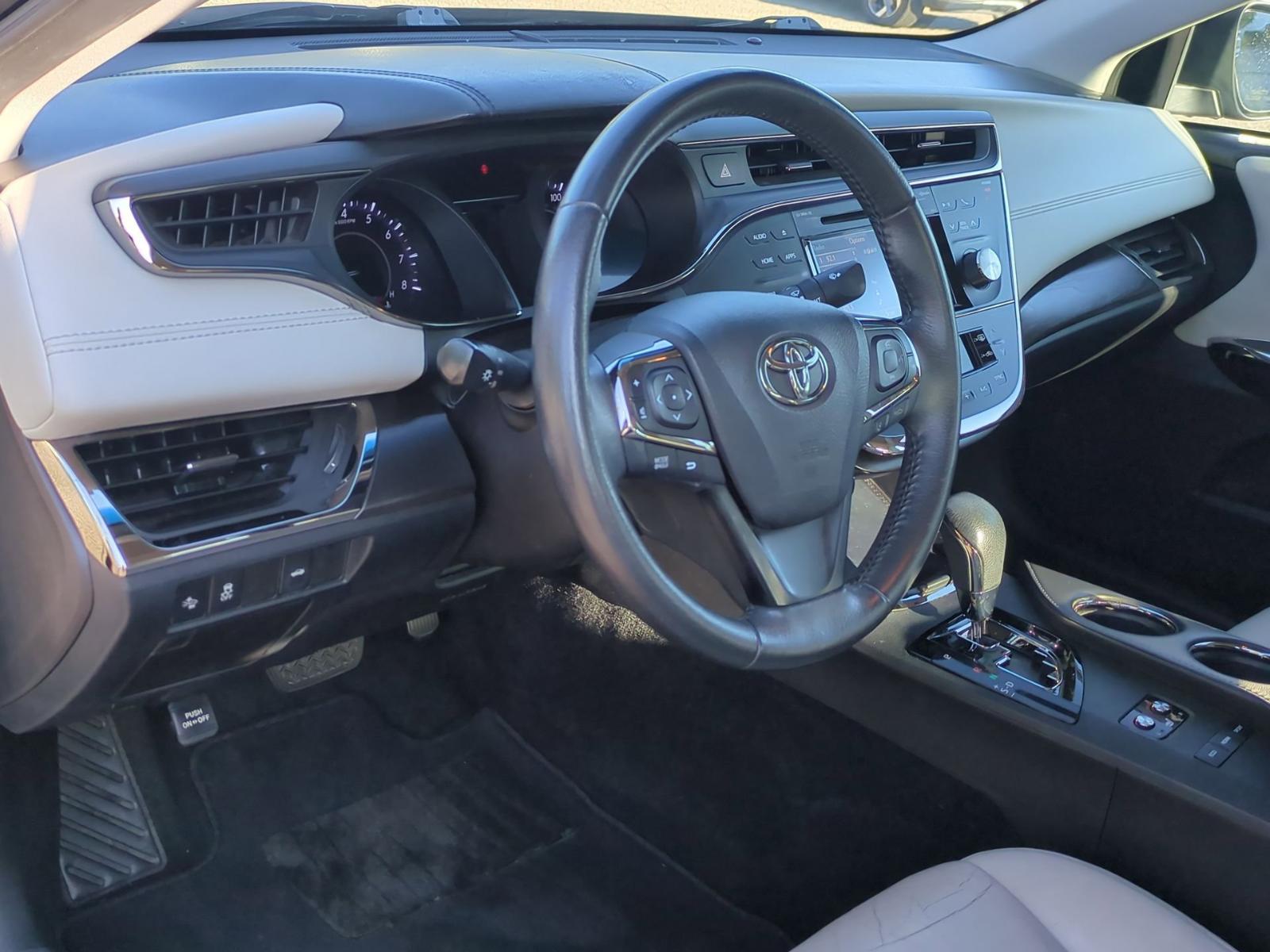 2017 Toyota Avalon Vehicle Photo in BARTLETT, TN 38133-4101