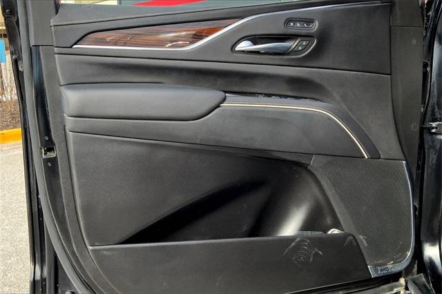 2023 Cadillac Escalade Vehicle Photo in KANSAS CITY, MO 64114-4545