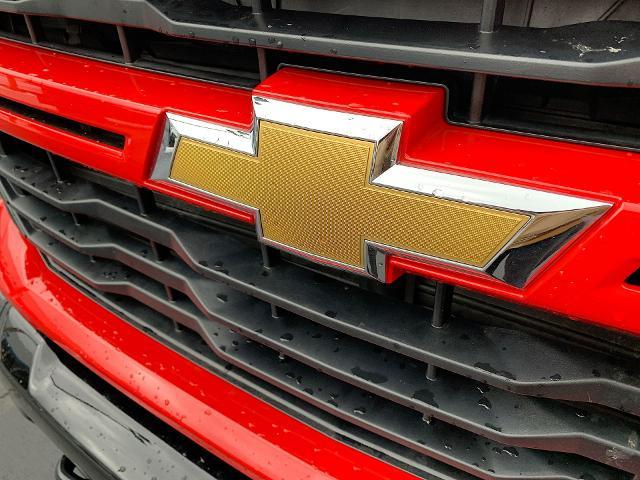 2024 Chevrolet Silverado 2500 HD Vehicle Photo in MOON TOWNSHIP, PA 15108-2571