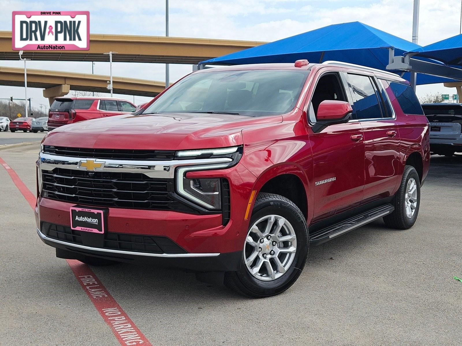 2025 Chevrolet Suburban Vehicle Photo in NORTH RICHLAND HILLS, TX 76180-7199