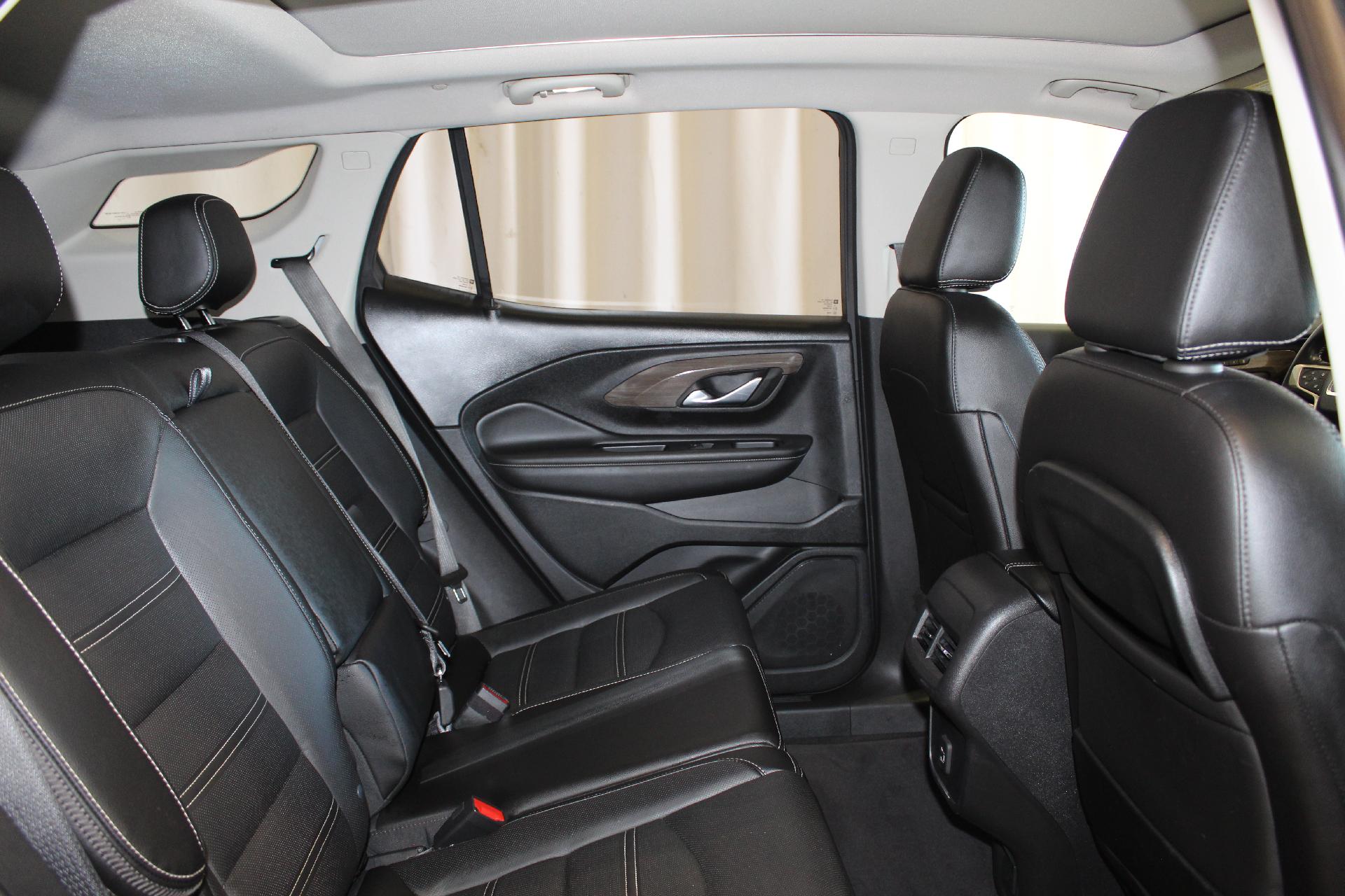 2022 GMC Terrain Vehicle Photo in NORTHAMPTON, MA 01060-1120