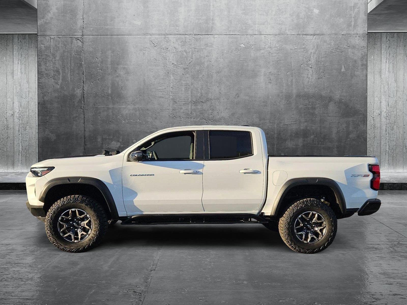 2025 Chevrolet Colorado Vehicle Photo in MESA, AZ 85206-4395