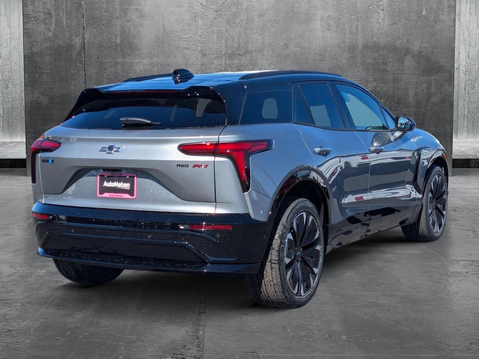 2025 Chevrolet Blazer EV Vehicle Photo in VALENCIA, CA 91355-1705