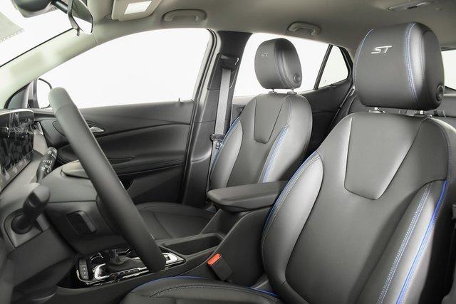 2025 Buick Encore GX Vehicle Photo in PUYALLUP, WA 98371-4149