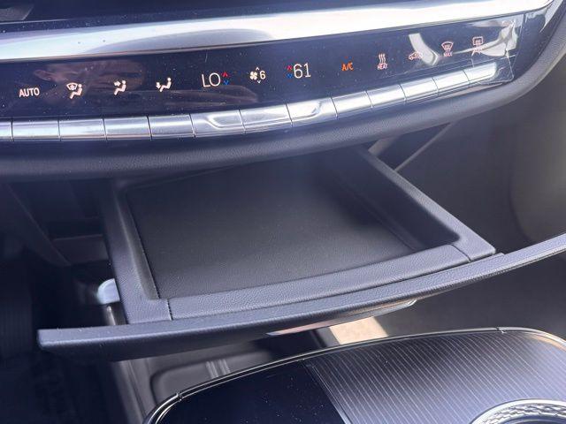 2025 Cadillac LYRIQ Vehicle Photo in DELRAY BEACH, FL 33483-3294
