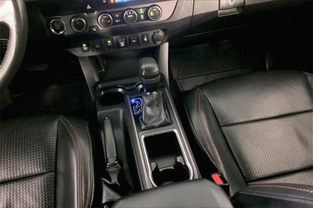 2020 Toyota Tacoma 4WD Vehicle Photo in Lees Summit, MO 64086