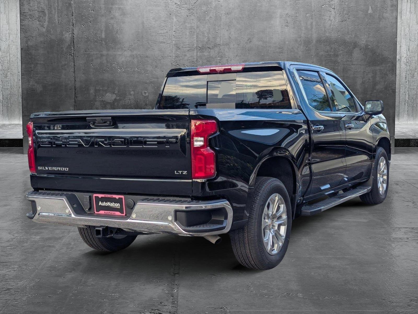 2025 Chevrolet Silverado 1500 Vehicle Photo in GREENACRES, FL 33463-3207