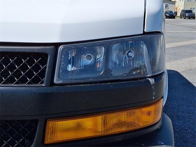 2023 Chevrolet Express Cargo 2500 Vehicle Photo in BERLIN, MD 21811-1121