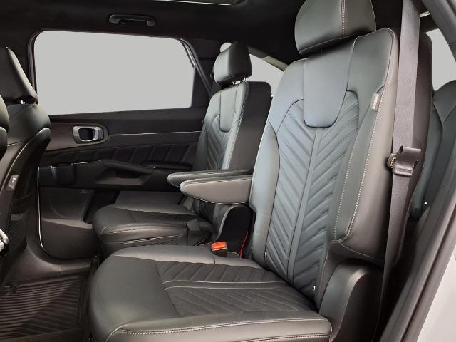 2024 Kia Sorento Vehicle Photo in Oshkosh, WI 54904