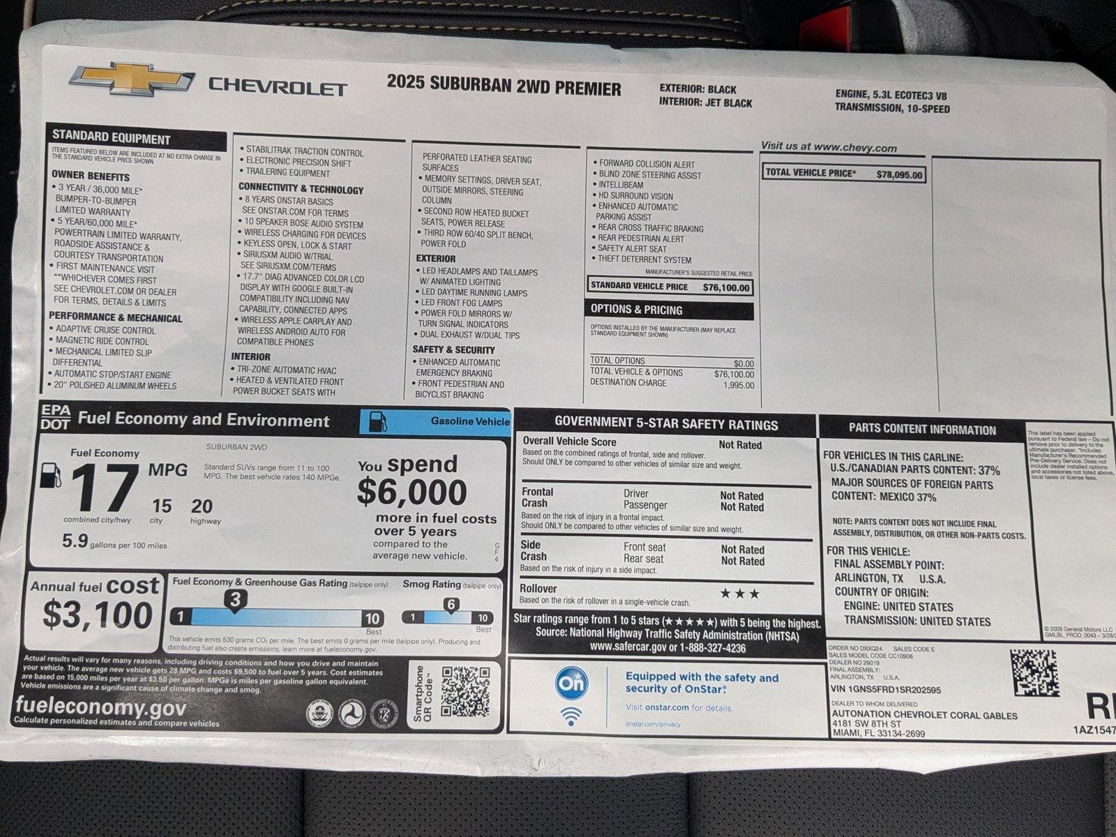 2025 Chevrolet Suburban Vehicle Photo in PEMBROKE PINES, FL 33024-6534