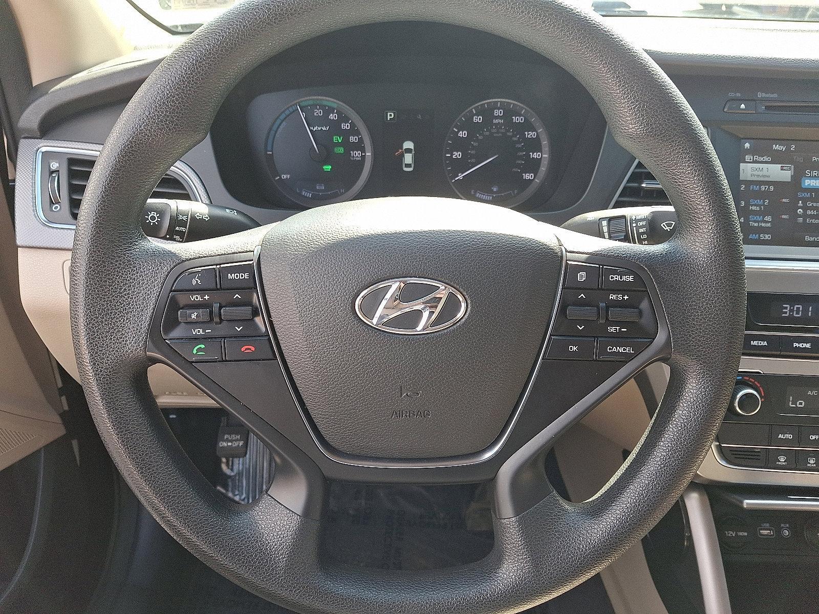 2017 Hyundai SONATA Hybrid Vehicle Photo in Trevose, PA 19053