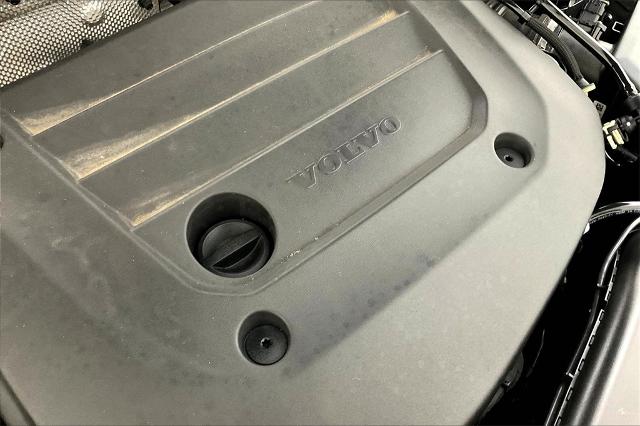 2024 Volvo XC40 Vehicle Photo in Grapevine, TX 76051