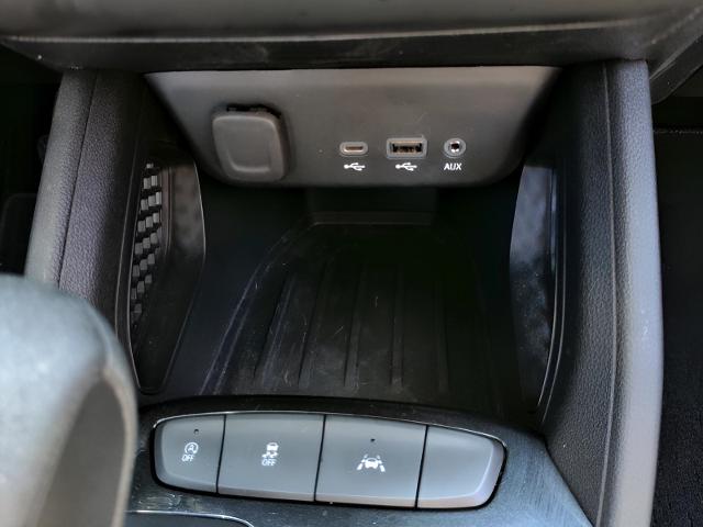 2023 Chevrolet Trailblazer Vehicle Photo in Green Bay, WI 54304