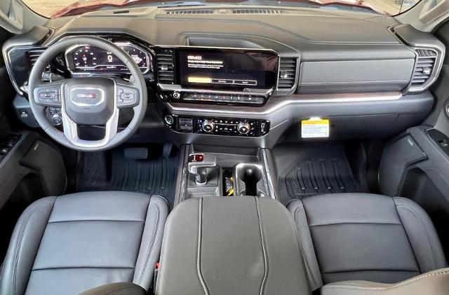 2025 GMC Sierra 1500 Vehicle Photo in EFFINGHAM, IL 62401-2832