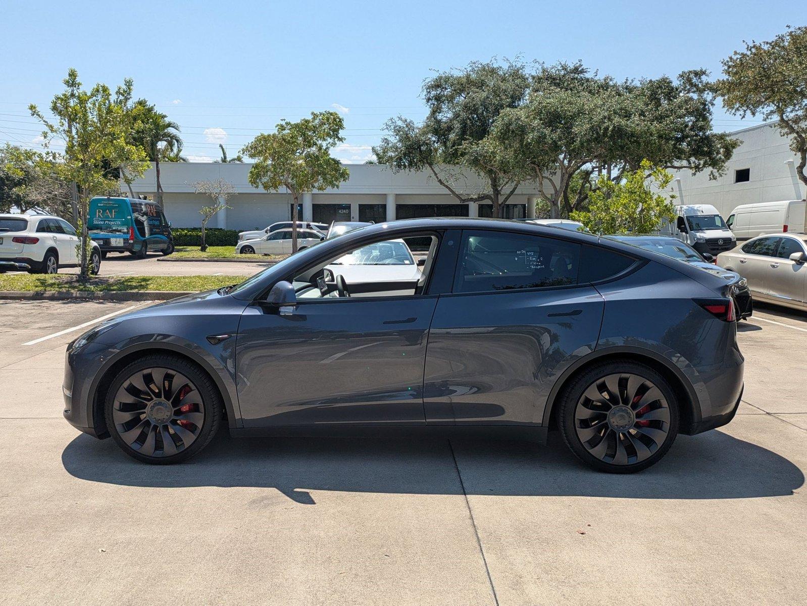 2022 Tesla Model Y Vehicle Photo in Coconut Creek, FL 33073