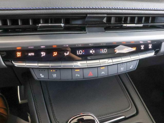 2024 Cadillac XT4 Vehicle Photo in Dallas, TX 75209