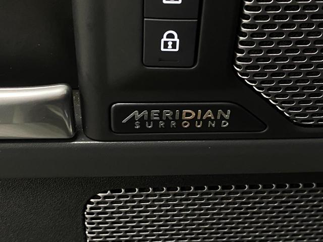 2024 Defender Vehicle Photo in Appleton, WI 54913