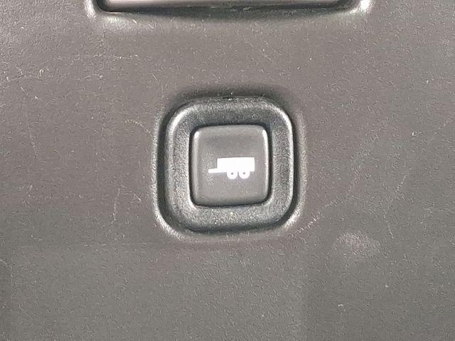 2024 Chevrolet Express Cargo 2500 Vehicle Photo in DANBURY, CT 06810-5034