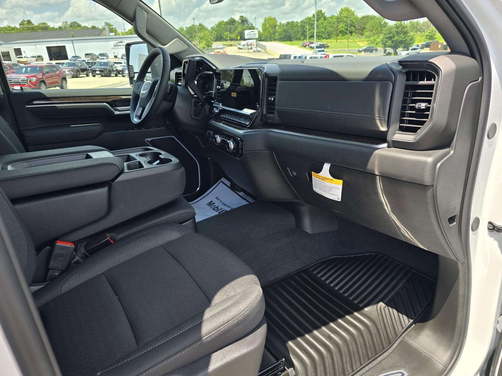 2025 GMC Sierra 2500 HD Vehicle Photo in Rolla, MO 65401