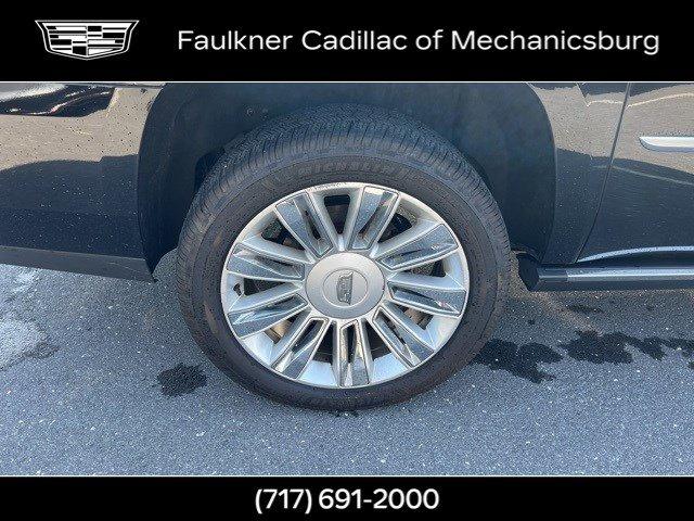 2017 Cadillac Escalade ESV Vehicle Photo in MECHANICSBURG, PA 17050-1707