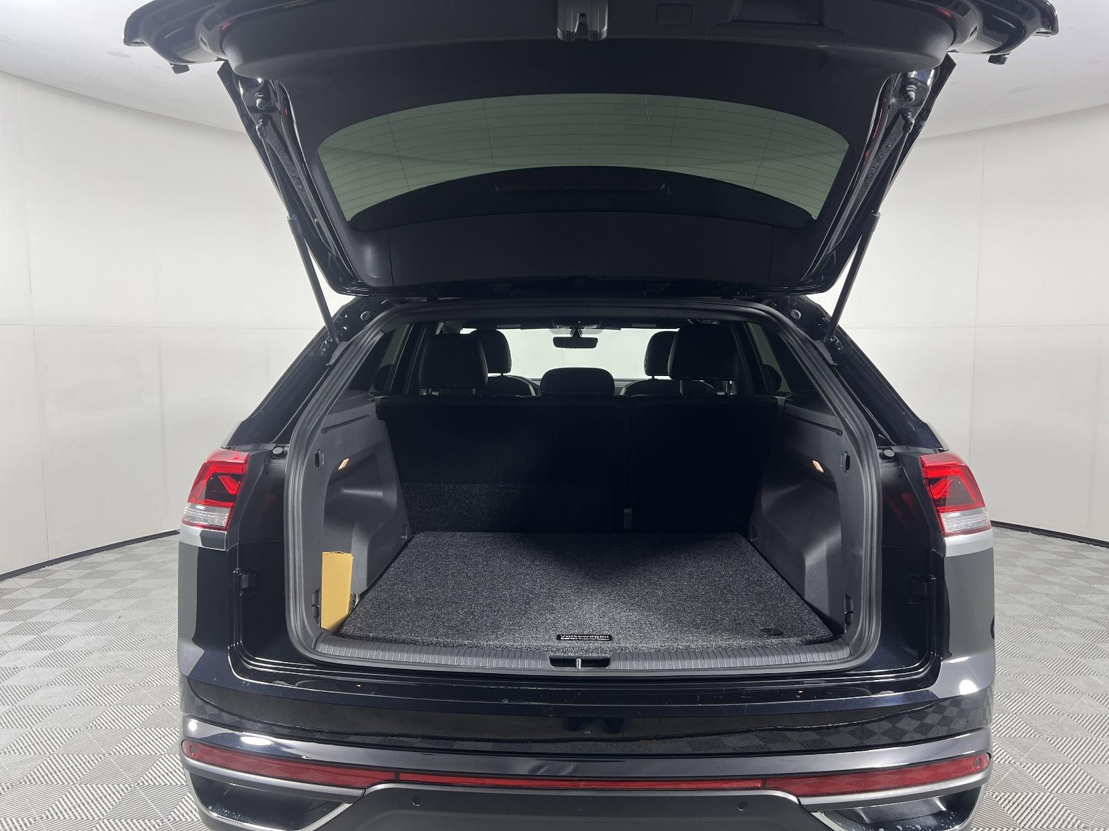 2022 Volkswagen Atlas Cross Sport Vehicle Photo in Georgetown, TX 78626