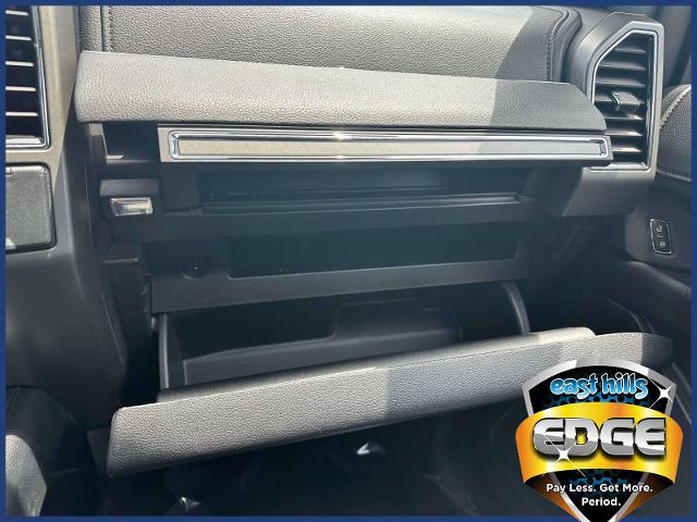 2019 Ford Expedition Vehicle Photo in Roslyn, NY 11576
