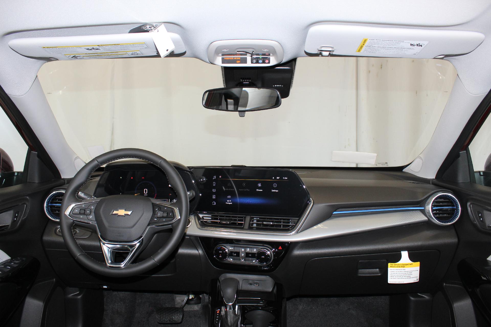 2025 Chevrolet Trax Vehicle Photo in NORTHAMPTON, MA 01060-1120