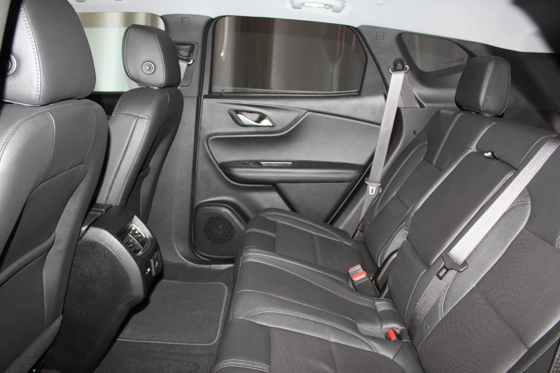 2022 Chevrolet Blazer Vehicle Photo in NORTHAMPTON, MA 01060-1120