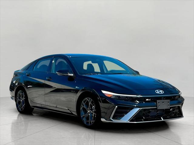 2025 Hyundai ELANTRA Vehicle Photo in Green Bay, WI 54304
